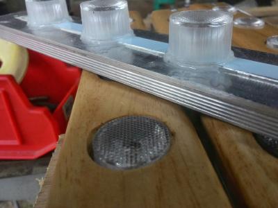 Lamps are epoxy sealed for water resistance