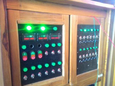 Wheelhouse instrument and switch panel installations on a pinisi liveaboard vessel